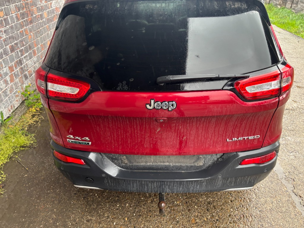 Lumini de zi Jeep Cherokee 2015 4x4 auto