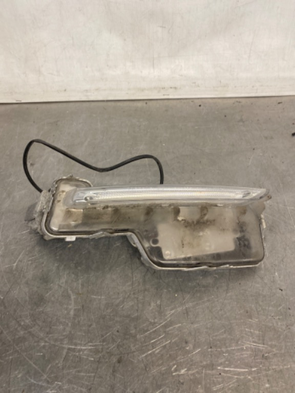 Volvo S60 V60 Left Front Daytime Running Light – 2015-2018, LED, 31353289 (Used)