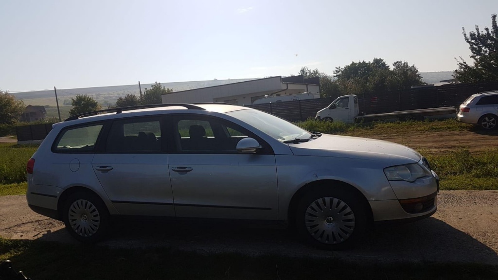 Lumini de zi VW Passat B6 2005 COMBI 2.0