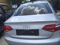 Luneta Audi A4 B8 an 2009