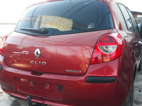 Luneta Renault Clio 3