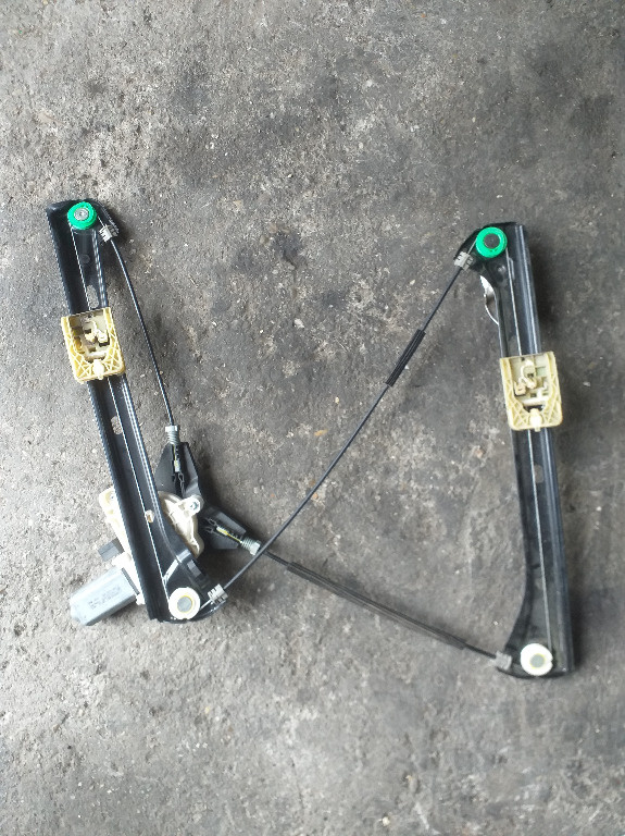 Macara dreapta fata VW PASSAT B8 Break C