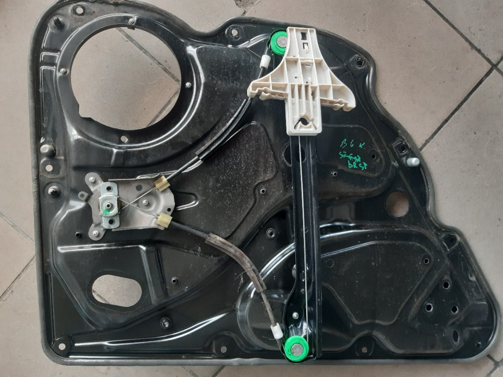 Macara dreapta spate manuala VW Passat B6 Variant( 2005-2010 )3C4839756D