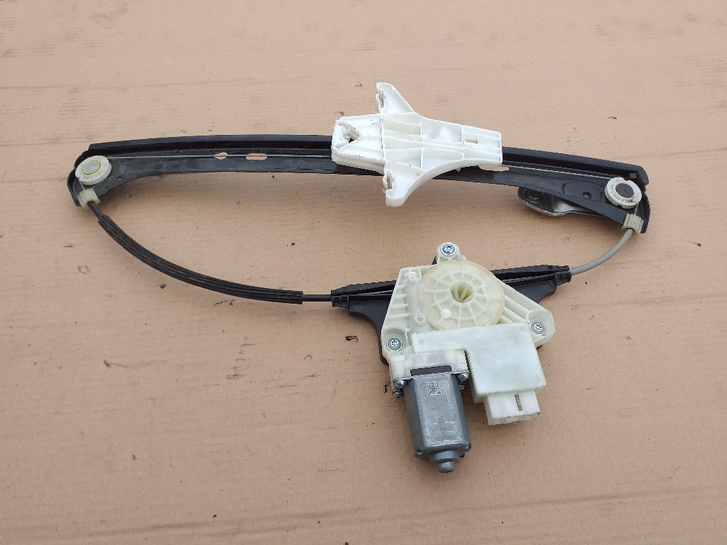 Macara Dreapta Spate Vw Passat B8 Break 