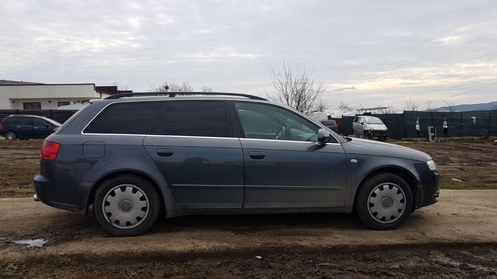 Macara geam dreapta fata Audi A4 B7 2007