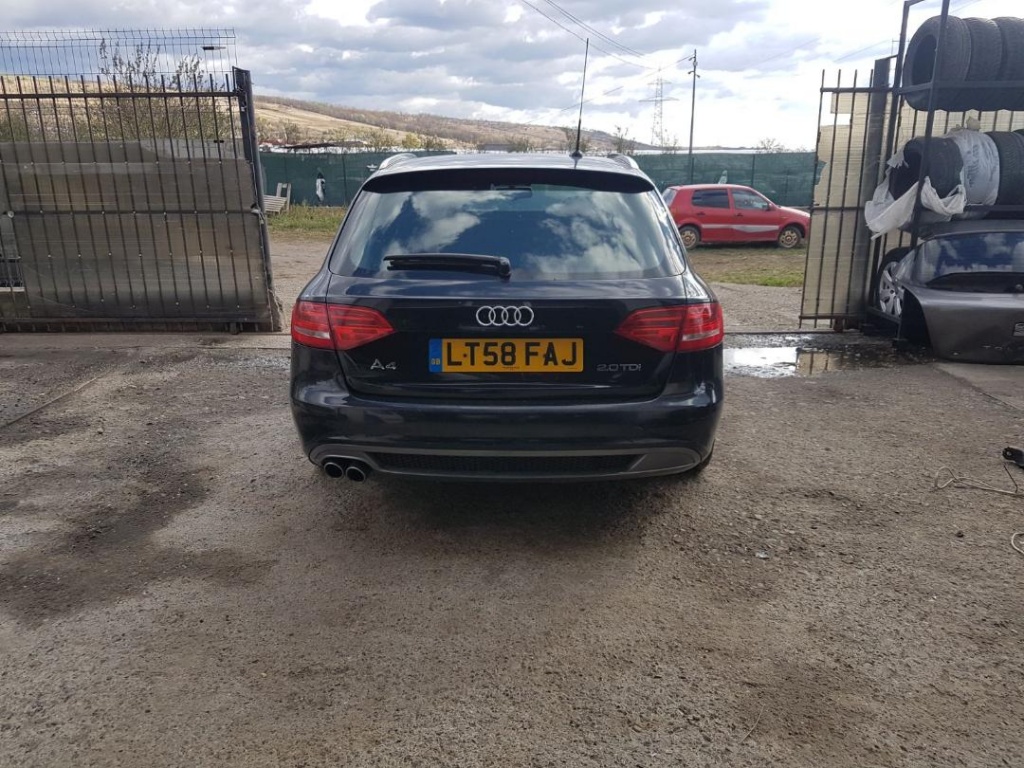 Macara geam dreapta fata Audi A4 B8 2010