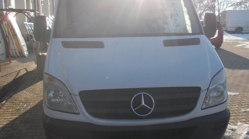 Macara geam dreapta fata Mercedes SPRINTER 2010 316 CDI 2143