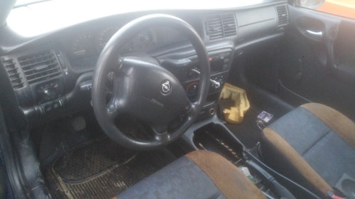 Macara geam dreapta fata Opel Vectra B 2001 Combi 2.0 DTI