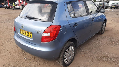 Macara geam dreapta fata Skoda Fabia 2 2009 HATCHBACK 1.2 I