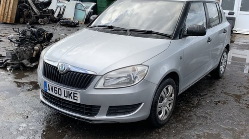 Macara geam dreapta fata Skoda Fabia 2 2010 Hatchback 1.2 Benzina CHFA