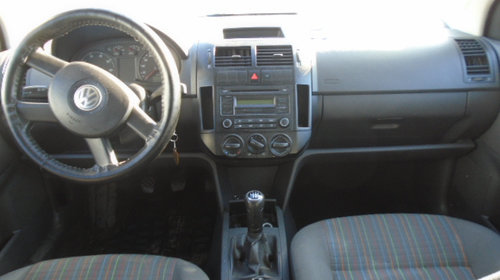 Macara geam dreapta fata Volkswagen Polo 9N 2006 Hatchback 1.2