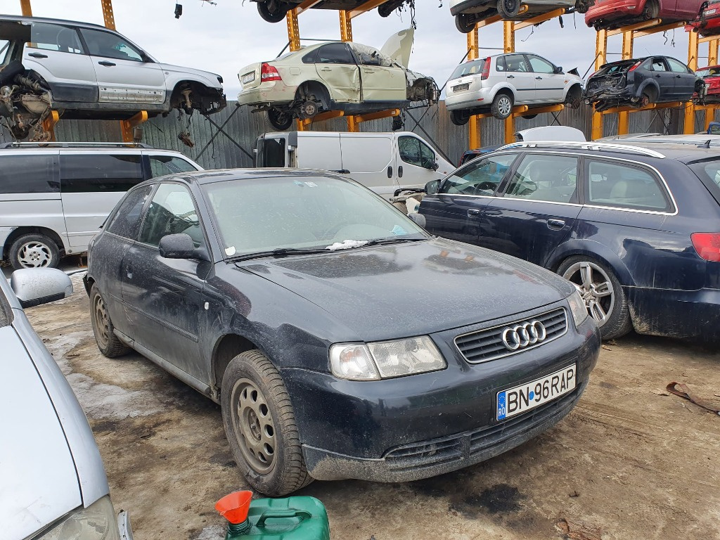 Macara geam dreapta spate Audi A3 8L 2000 hatchbac