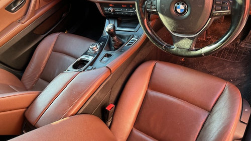 Macara geam dreapta spate BMW Seria 5 F10 an fab. 2010 - 2016