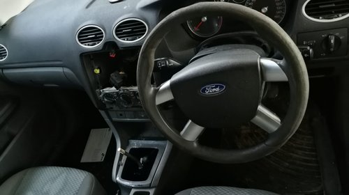 Macara geam dreapta spate Ford Focus 2006 BREAK 1.6 TDCI