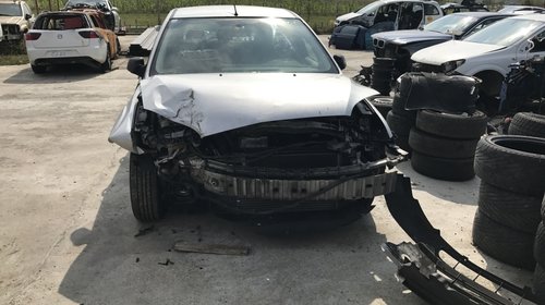 Macara geam dreapta spate Ford Focus 2006 combi 1,6 tdci