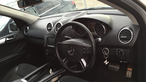 Macara geam dreapta spate Mercedes ML W164