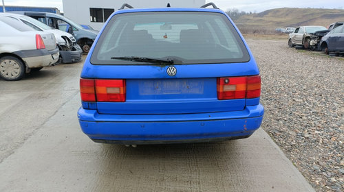 Macara geam dreapta spate Volkswagen Passat B4 1996 Break 1.9 tdi