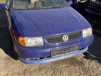 Macara geam dreapta spate Volkswagen Polo 6N 1998 HATCHBACK 1.0