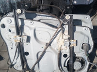 Macara geam electrica dreapta față Vw Caddy 3 Cod produs: 1T0 837 756 L / 1T0837756L