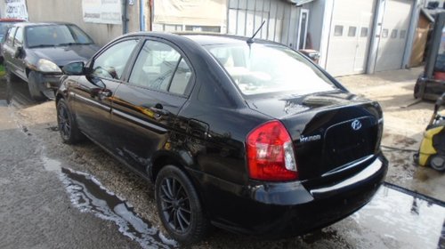 Macara geam stanga fata Hyundai Accent 2007 Limuzina 1,5 crdi