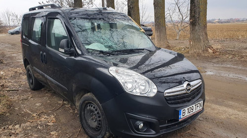 Macara geam stanga fata Opel Combo 2018 5 loc