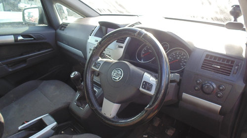 Macara geam stanga fata Opel Zafira B 2010 Hatchback 1.6 16V