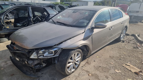 Macara geam stanga fata Volkswagen Passat B7 2014 sedan/berlina 2.0 diesel