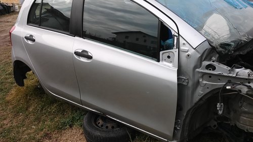 Macara geam stanga spate Toyota Yaris 2007 hachback 1.4 D4D