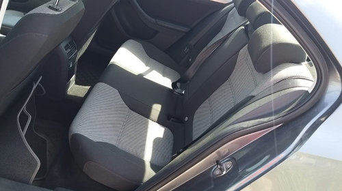 Macara geam stanga spate Volkswagen Jetta 2014 Sedan 1.4 TSI Hybrid