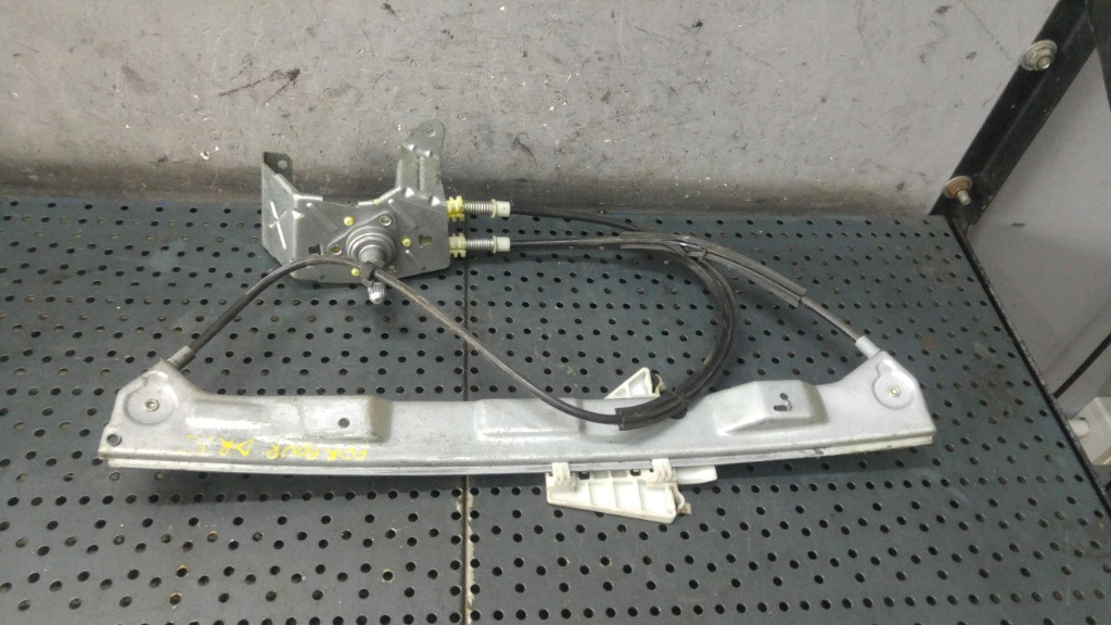 Macara manuala dreapta spate smart forfour 454