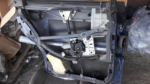 Macara + motoras usa spate Audi A4 B5 1997