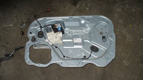 Macara portiera fata dreapta Ford Focus 2005-