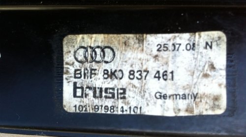 Macara stanga fata Audi A4 B8 cod 8K0837461