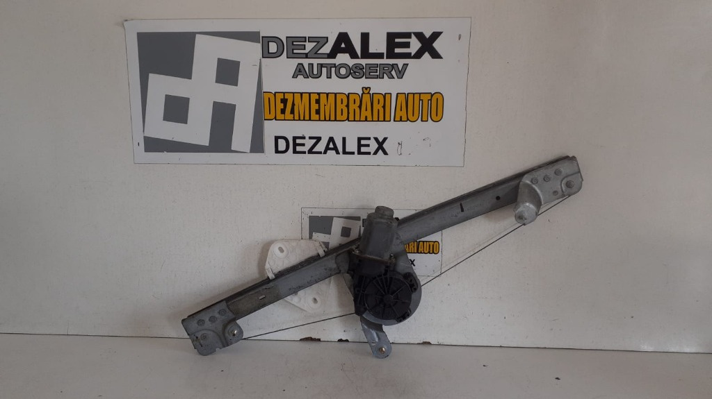Macara stanga fata Dacia Logan 1.5 dci cod-400726D