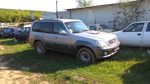 Macara stanga fata Hyundai Terracan 2004