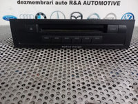 Magazie Cd Audi Q7 4L An 2006-2007-2008-2009-2010-2011-2012-2013-2014-2015 Cod 4L0035110 - Dezmembrari Arad