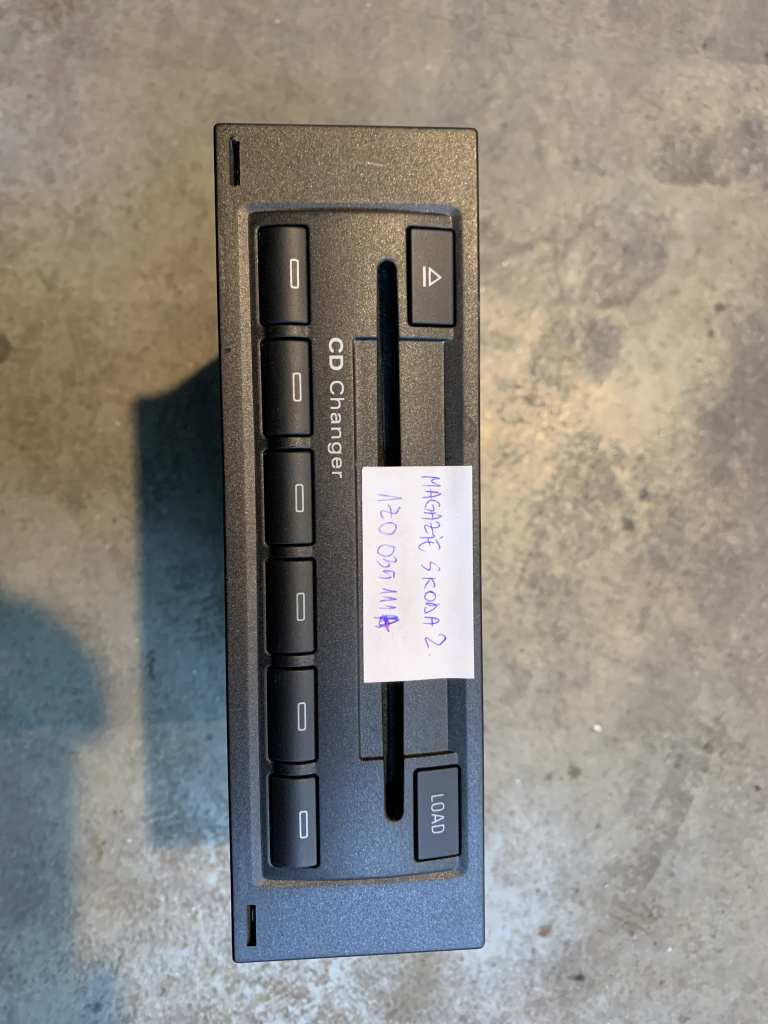 Magazie Cd-Uri Volkswagen / Skoda / Seat
