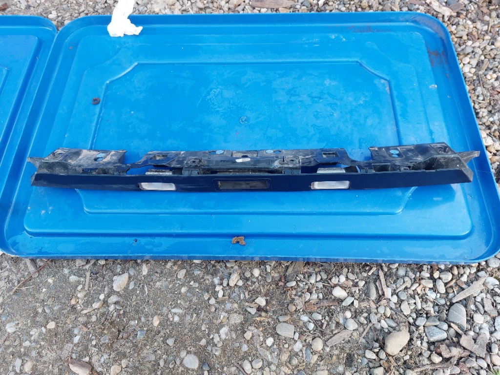 Maner buton portbagaj lumini număr înm