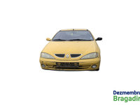 Maner deschidere din exterior usa dreapta Renault Megane [facelift] [1999 - 2003] Coupe 1.6 MT (107 hp)