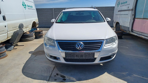 Maner deschidere din exterior usa fata dreapta Volkswagen VW Passat B6 [2005 - 2010] wagon 5-usi 2.0 BlueTDI MT (143 hp)