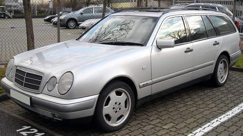 Maner deschidere din interior usa dreapta fata Mercedes-Benz E-Class W210/S210 [1995 - 1999] wagon 5-usi 290 TD AT (129 hp) Combi (S210)