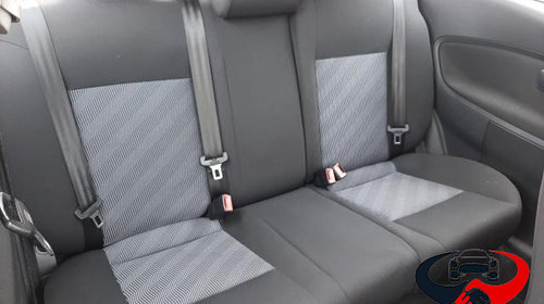 Maner deschidere din interior usa dreapta Seat Ibiza 3 6L [2002 - 2006] Hatchback 3-usi 1.4 MT (75 hp)
