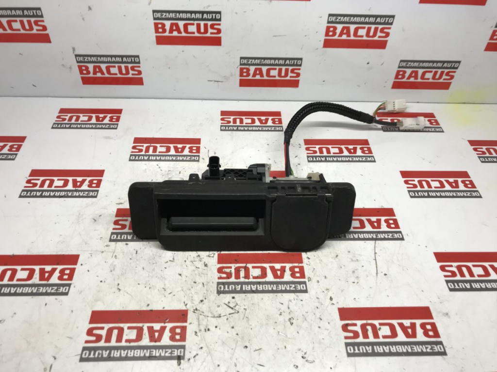 Maner Deschidere Haion Cu Camera Mercedes C-Class W205 COD A2227500893