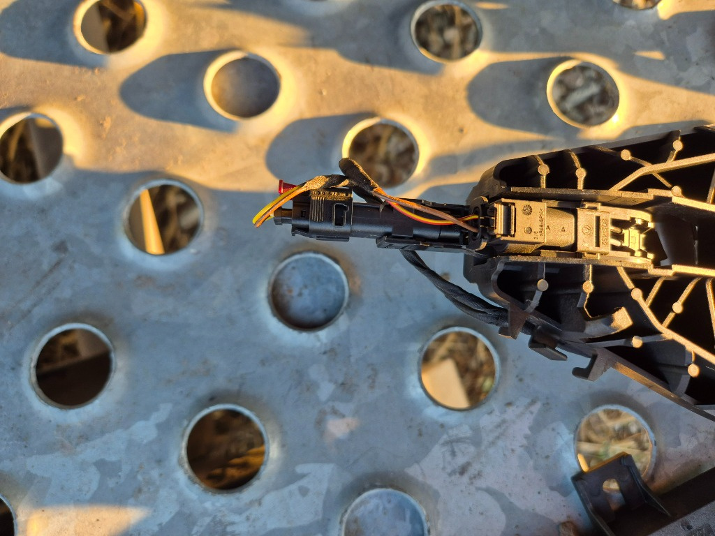 Maner exterior dreapta complet keyless A