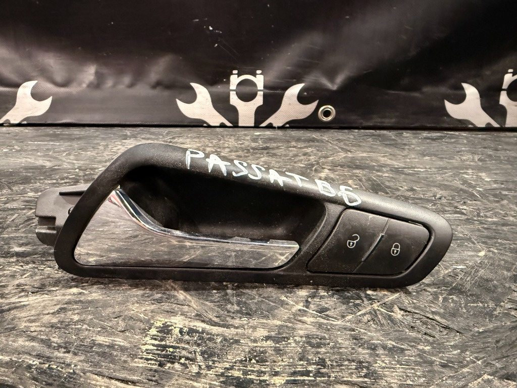 Maner Interior Usa cu Butoane Geam VW Passat B6 (3C) - imagine 1