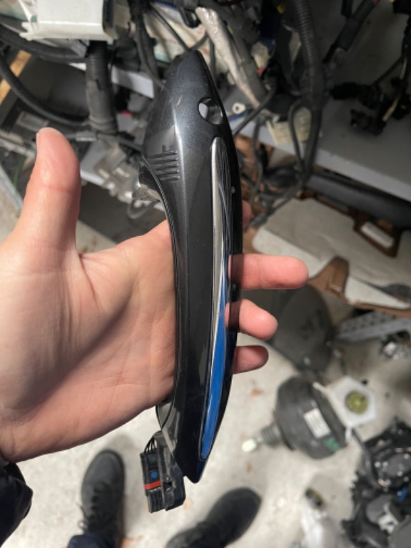 Maner stanga fata keyless BMW F10 F11 F01 F02 F06 