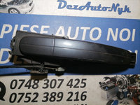 Maner usa dreapta fata Ford Focus 2 2007 coupe 2.0 TDCI 3M51R224A37