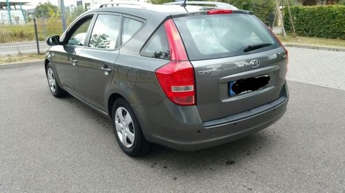 Maner usa dreapta fata Kia cee'd Sporty Wagon 2011 Break 1.6 CRDI