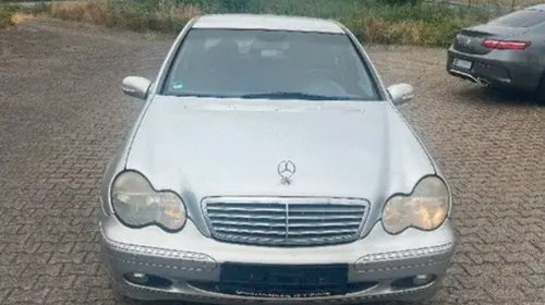Maner usa dreapta fata Mercedes C-Class W203 2004 Sedan Diesel