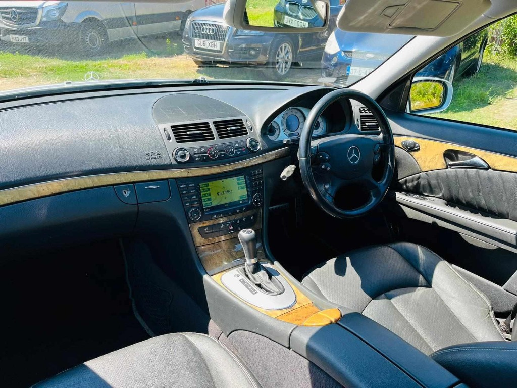Maner usa dreapta fata Mercedes E-Class 